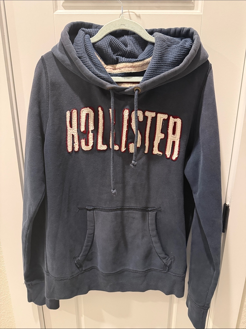 Vintage Hollister Men's Navy Crewneck Pullover with Embroidered Logo, men’s L